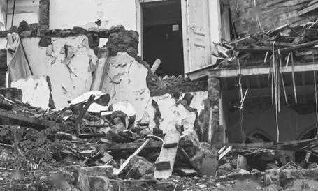 關(guān)于紀念汶川地震作文開頭