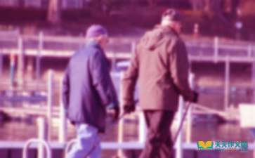 關(guān)于偶像爺爺作文開頭