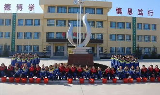 弘揚生態(tài)環(huán)境共建生態(tài)校園作文