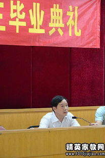 初三告別校園作文600字,初三校園的回憶作文800字,初三校園作文600字