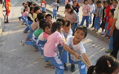 歡樂的校園生活600字作文