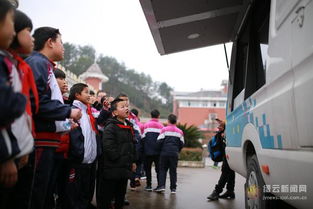 無懈科技大篷車進校園的作文