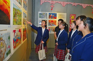 參觀校園美術(shù)畫(huà)展作文
