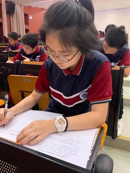 書(shū)香滿校園初中作文