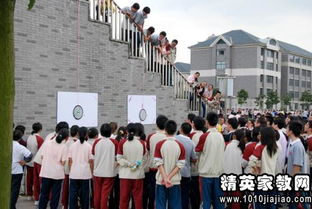 多彩的活動(dòng)校園運(yùn)動(dòng)會(huì)作文,多彩的活動(dòng)作文校園運(yùn)動(dòng)會(huì)600字,多彩的校園運(yùn)動(dòng)會(huì)作文600字