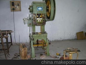 沖床操作規(guī)程和注意事項(xiàng),沖床安全注意事項(xiàng),沖床操作注意事項(xiàng)