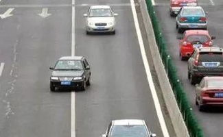 高速夜間行車(chē)注意事項(xiàng),暴雨高速行車(chē)注意事項(xiàng),雨天高速行車(chē)注意事項(xiàng)