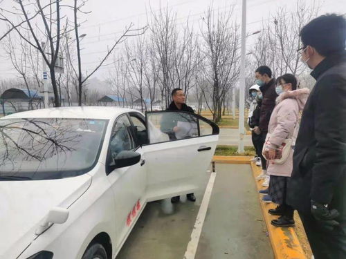 在駕校步行注意事項