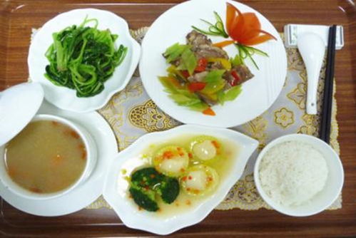 剖腹產(chǎn)月子餐注意事項(xiàng),月子餐的特點(diǎn)與注意事項(xiàng),月子餐制作的注意事項(xiàng)