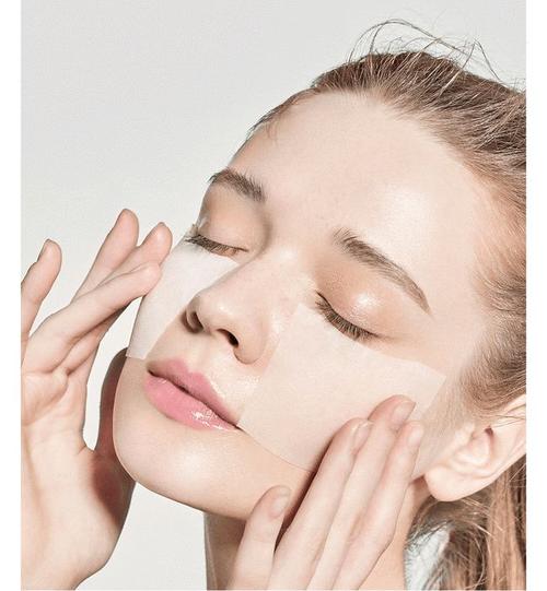 使用美白產(chǎn)品的注意事項(xiàng)