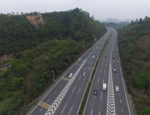 新手跑長(zhǎng)途走國(guó)道注意事項(xiàng),新手走國(guó)道注意事項(xiàng),新手開(kāi)車(chē)走國(guó)道注意事項(xiàng)