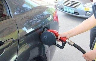 新手汽車加油注意事項(xiàng),汽車加油步驟及注意事項(xiàng),冬天汽車加油注意事項(xiàng)