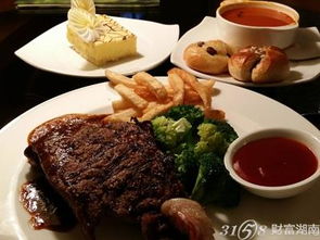 西餐的吃法和注意事項(xiàng),西餐服務(wù)的注意事項(xiàng),簡述西餐宴會(huì)服務(wù)的注意事項(xiàng)