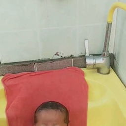 給出生20天寶寶洗澡注意事項(xiàng)