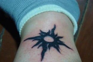 紋身后注意事項(xiàng)及保養(yǎng),紋身上色后注意事項(xiàng),紋身后注意事項(xiàng)不能吃