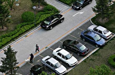 購(gòu)買(mǎi)小區(qū)二手車位注意事項(xiàng),購(gòu)買(mǎi)地下車位注意事項(xiàng),小區(qū)車位轉(zhuǎn)讓注意事項(xiàng)