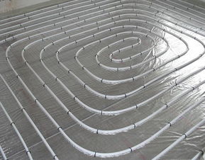 鋪設(shè)地暖管注意事項(xiàng),鋪地暖管的注意事項(xiàng),地暖盤管注意事項(xiàng)