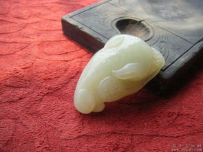 和田玉手把件把玩時(shí)注意事項(xiàng)