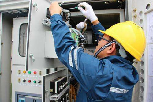 繼電保護安全注意事項,繼電保護定值修改的注意事項,繼電保護裝置的巡檢注意事項有哪些?