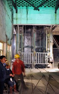 乘坐罐籠的注意事項