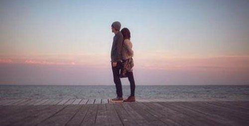 一雙平底鞋的愛情