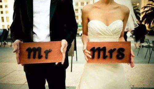 找一個(gè)愛你的青蛙，還是一個(gè)不愛你的王子