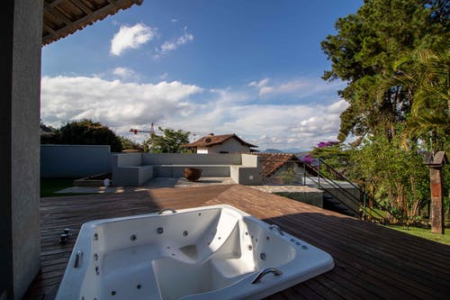 致我們終將逝去的童年詩(shī)歌