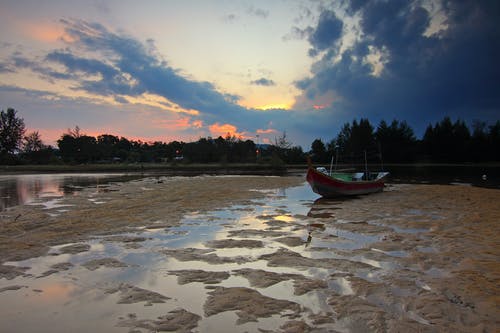 靈氣復(fù)蘇我居然成了魔王主角范塵小說無(wú)廣告閱讀