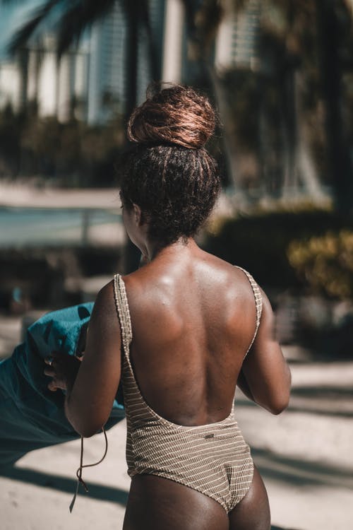 娛樂(lè)圈女配離婚后成頂流小說(shuō)宋青妧蕭易軒在線閱讀