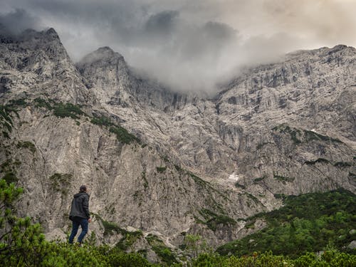 妖怪總想當(dāng)我爹小說(shuō)無(wú)彈窗林無(wú)覓阿燦在線閱讀