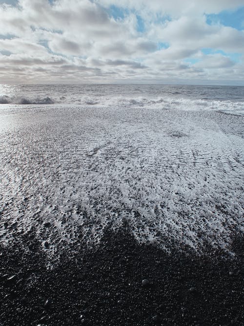 精選大學(xué)國(guó)家勵(lì)志獎(jiǎng)學(xué)金申請(qǐng)書(shū)3篇