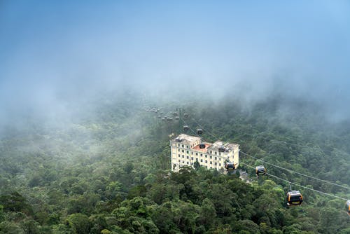 2021年元旦晚會四人搞笑小品臺詞