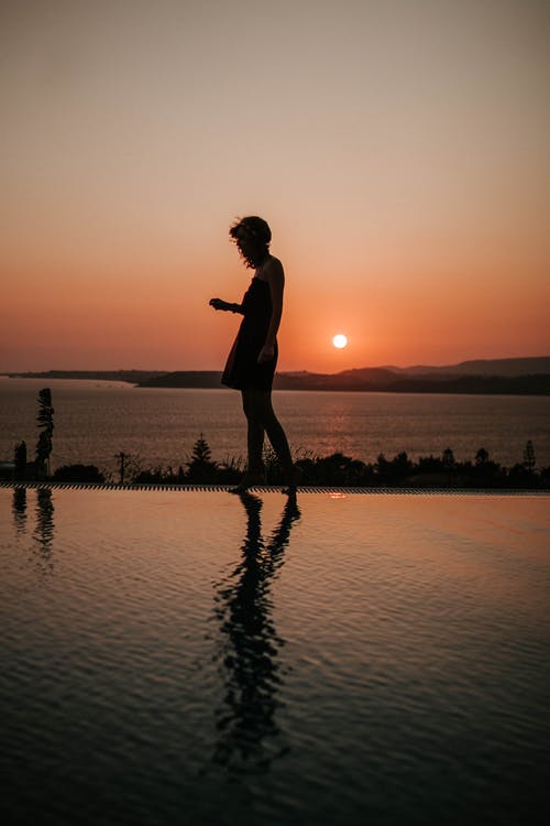 精選詩(shī)歌作文匯編五篇