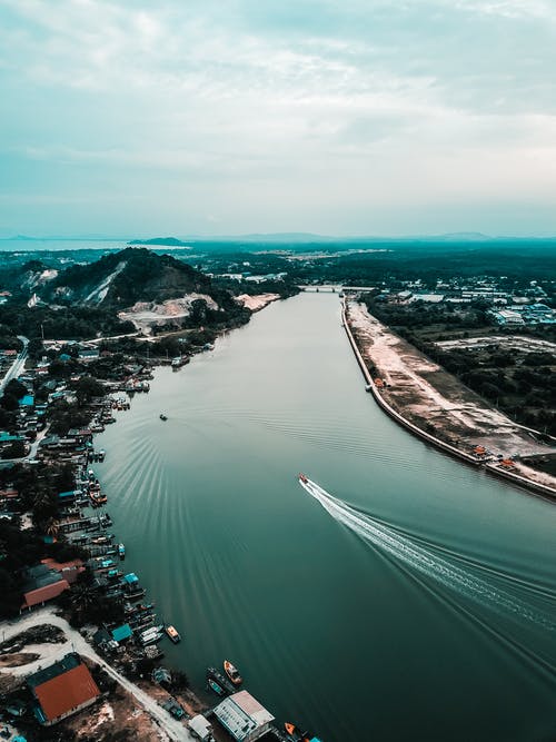 吳潛《滿(mǎn)江紅·金陵烏衣園》全詞賞析