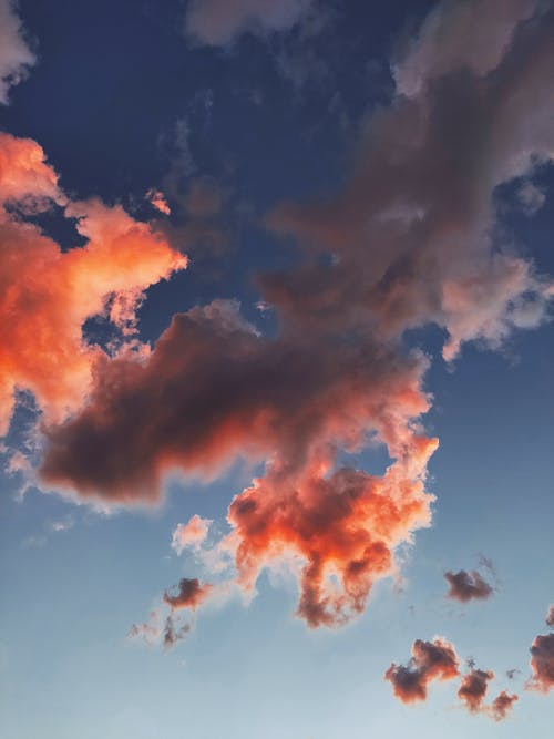 現(xiàn)代詩人愛國(guó)的經(jīng)典詩歌