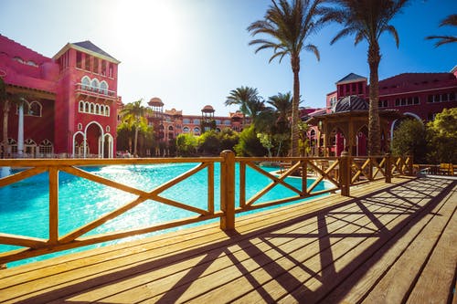 五年級想象作文青海湖的幻想