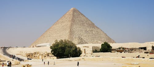 人教版五年級(jí)上冊(cè)三單元作文我是小小推銷員（30）