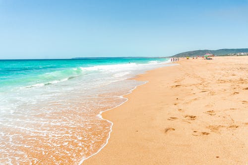 人教版五年級(jí)上冊(cè)三單元作文我是小小推銷員（27）