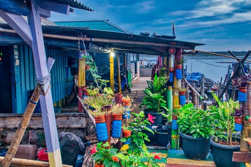 關(guān)于雙調(diào)·水仙子·譏時(shí)的注釋