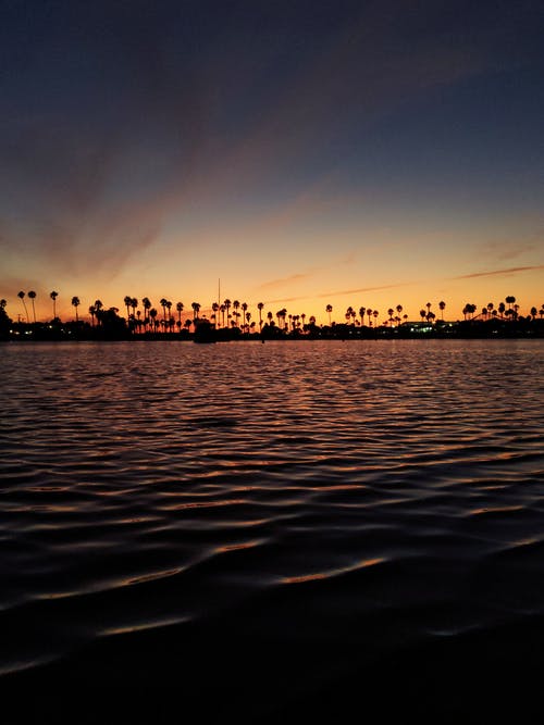 高中周記青春勵(lì)志范文合集9篇 高中周記青春勵(lì)志范文合集9篇