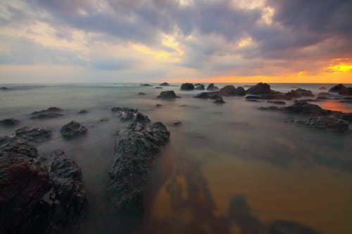 《滿江紅倦客新豐》全詞翻譯賞析