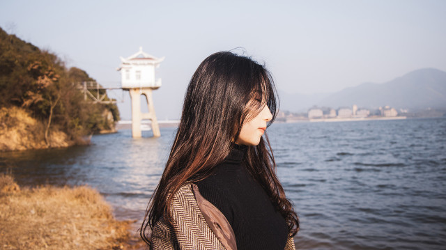 一句經(jīng)典的心情說說很現(xiàn)實(shí)的說說