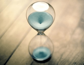 郁悶傷感說(shuō)說(shuō)26條 記起一句就挨一個(gè)耳光