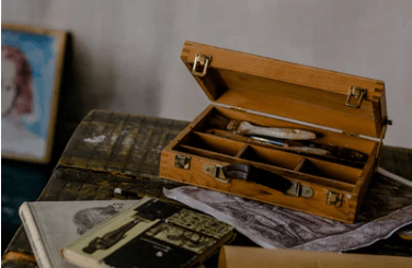 讓對方看到心疼的傷感句子：入目無旁人，四下皆是你