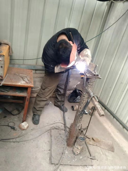 電焊的工作原理和基礎(chǔ)知識,電焊入門基礎(chǔ)知識,電焊的基礎(chǔ)知識和操作技巧